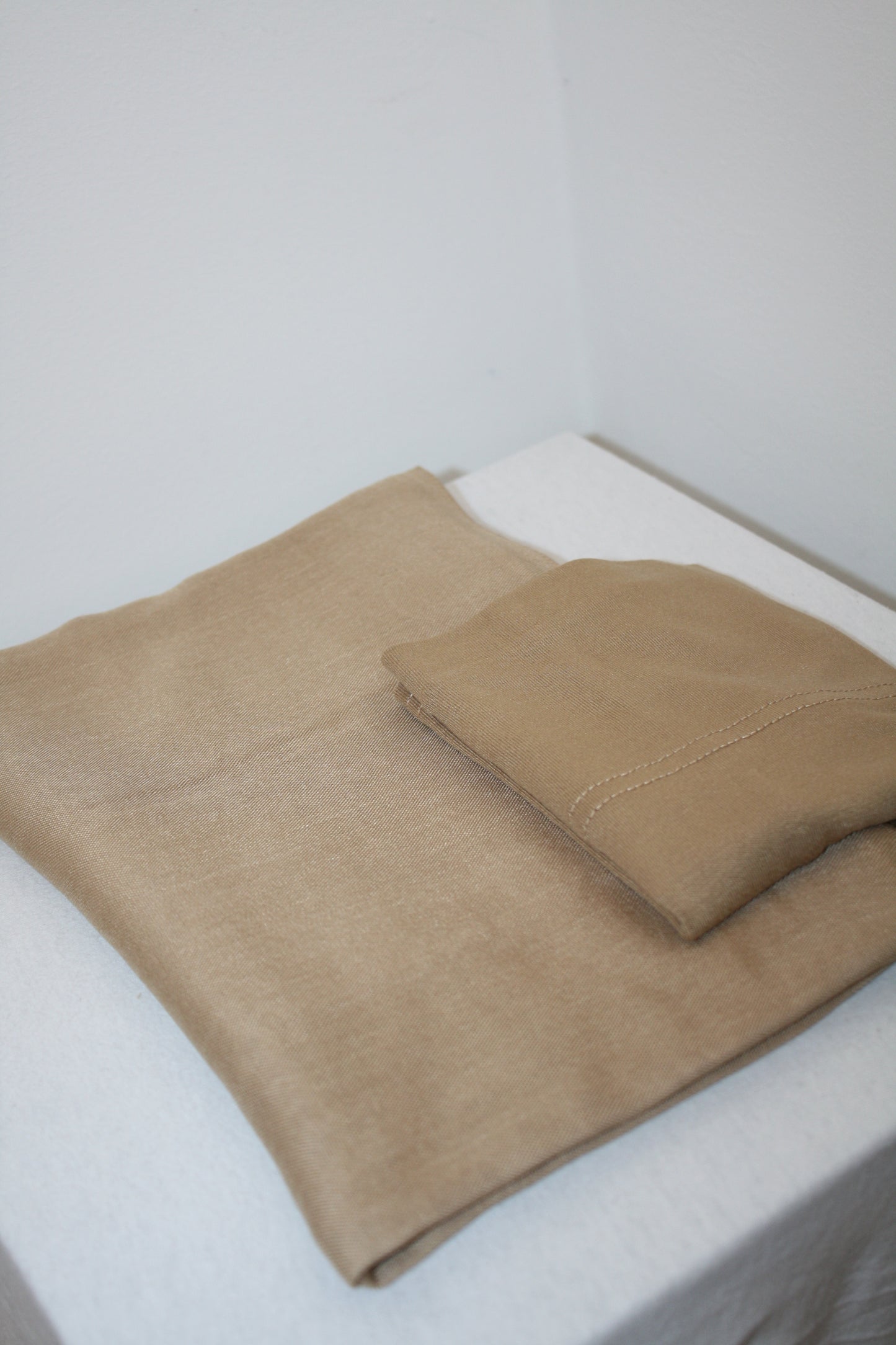 Almond Cream Modal Set